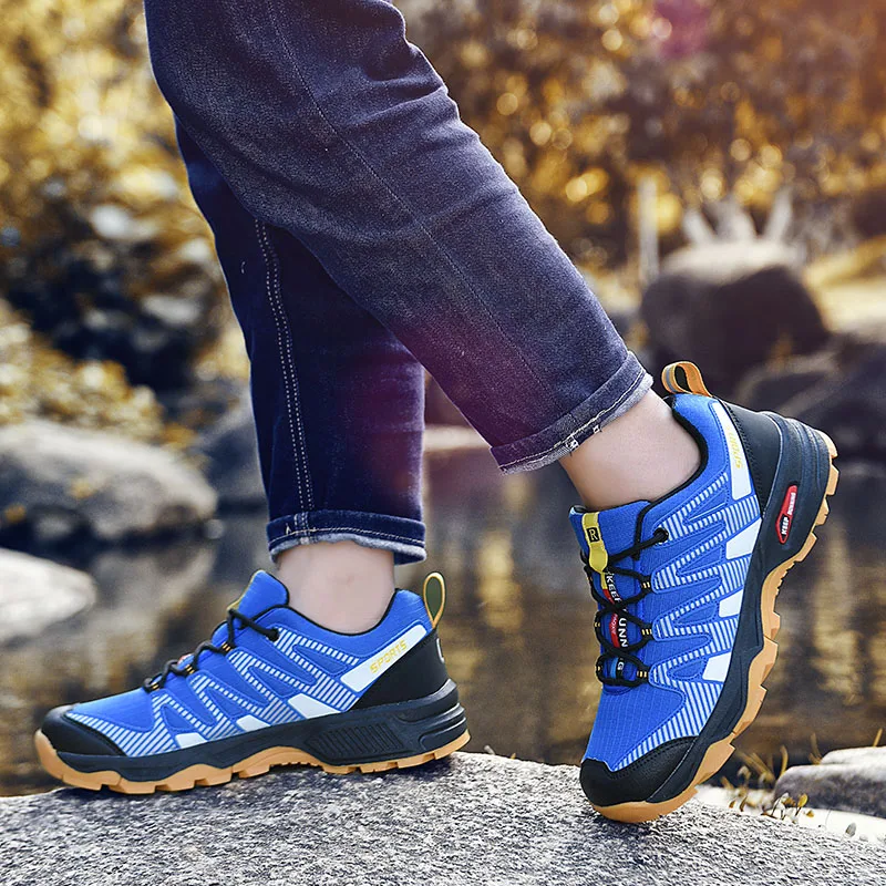 أحذية المشي لمسافات طويلة للرج - مراجعة Climbing Shoe Beginner وسعره