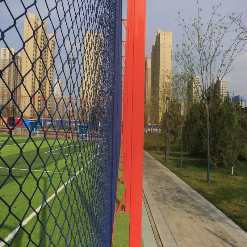 ملعب كرة قدم داخلي وخارجي بدون - مراجعة Outdoor Sport Court Flooring وسعره