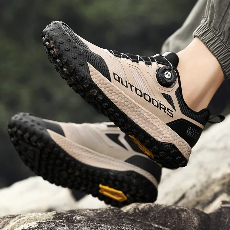 أحذية المشي لمسافات طويلة للرج - مراجعة Climbing Shoe Beginner وسعره